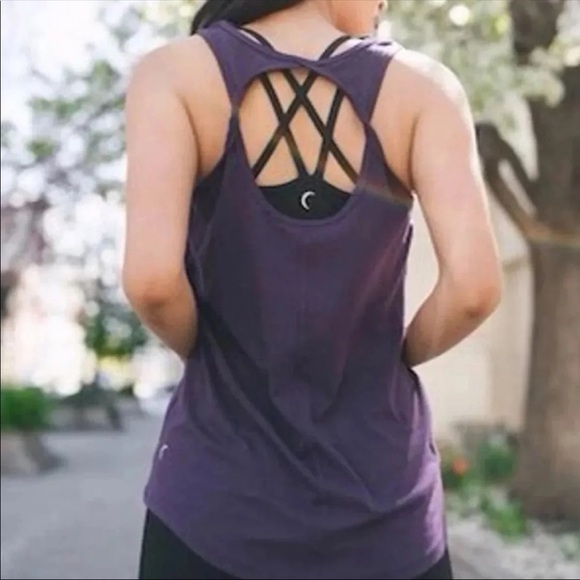 Zyia Blackberry Twist Tank - Picture 7 of 12